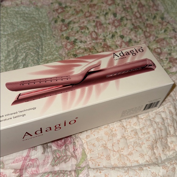 NEW IN BOX Adagio Pink Infrared Airlock Styler Pro Pink - Picture 2 of 7